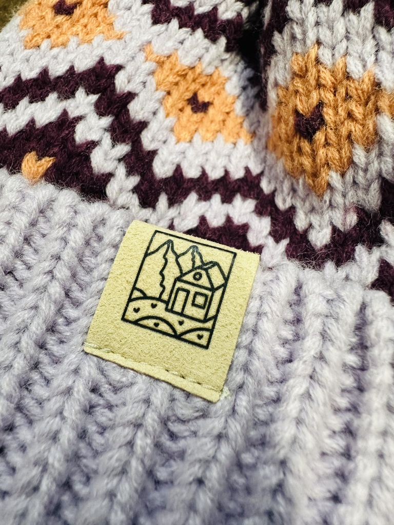 X9018 Bonnet en tricot à pompon et chevron